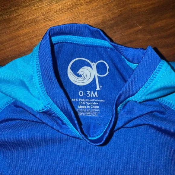 OP Kids Swim Rashguard in Navy and Sky Blue - Picture 2 of 2